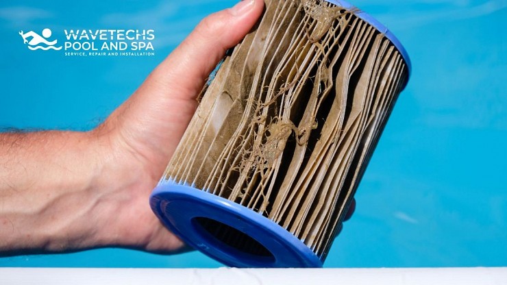 8 Signs You Need Pool Filter Repair